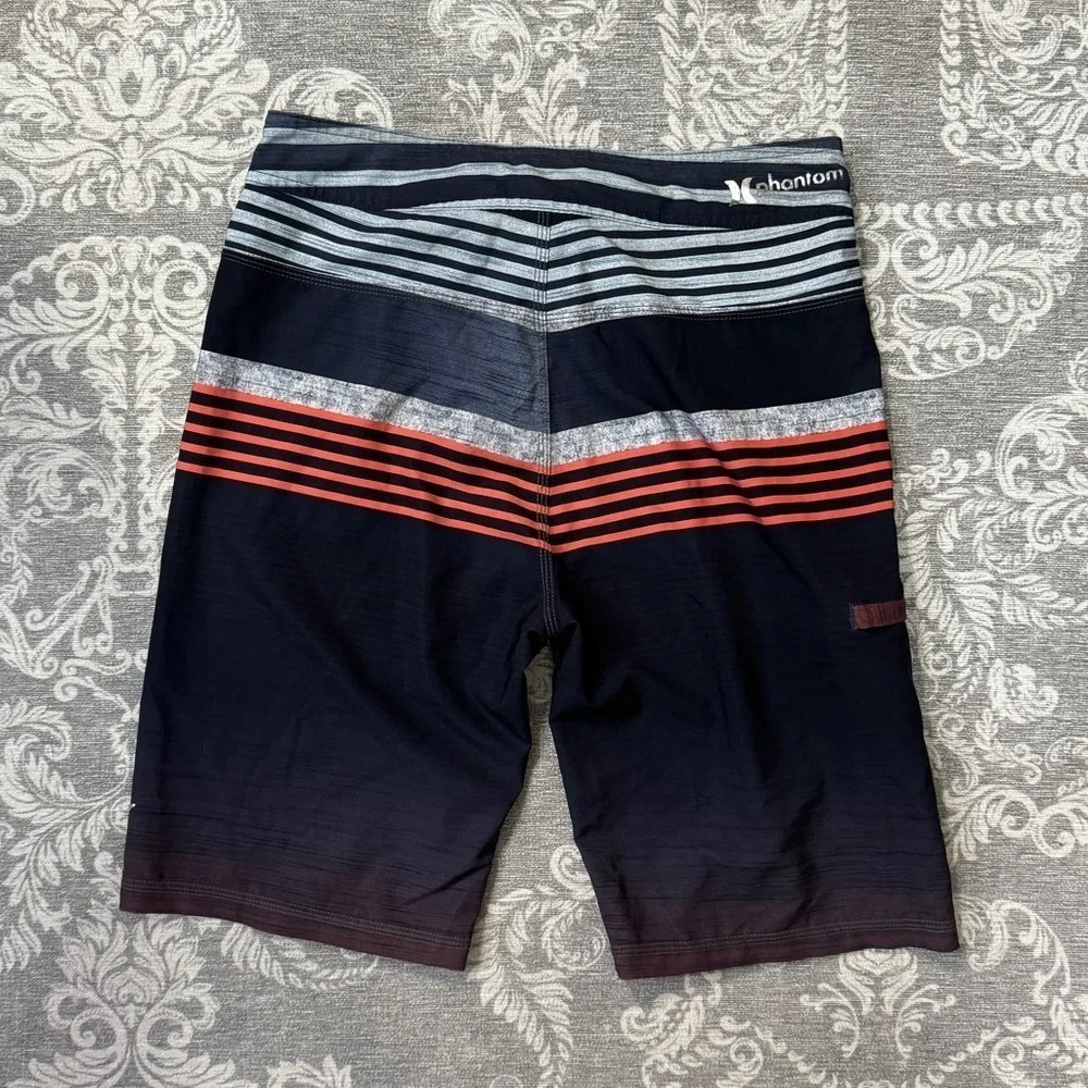 Hurley dive into
